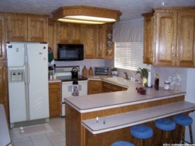 5523 S 3000 W, Roy, UT 84067 — photo 3