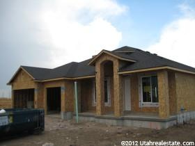 831 N Foxhunter Dr W, Farmington, UT 84025