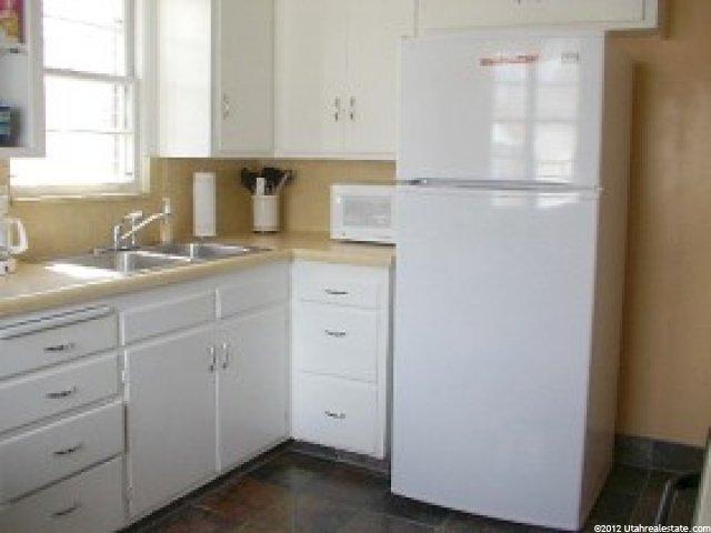 7321 Halelani Dr, Midvale, UT 84047 — photo 3