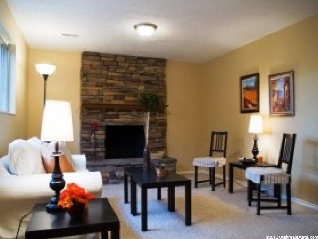 2609 Oak Creek Dr, Sandy, UT 84093 — photo 2