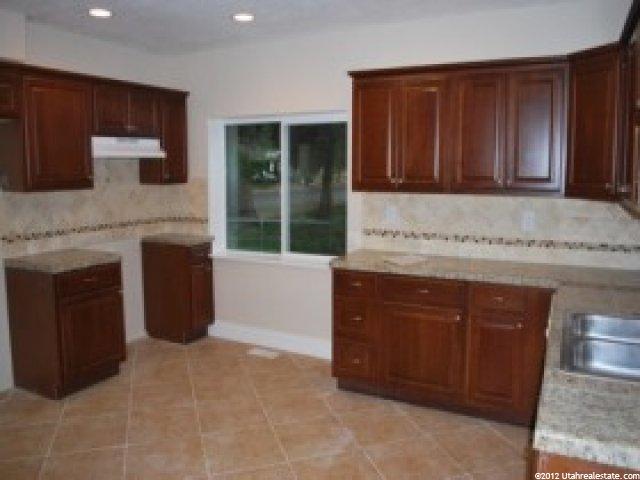 3215 Ogden Ave, Ogden, UT 84401 — photo 2