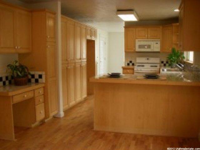 15063 S Rose Creek Ln, Herriman, UT 84096 — photo 2