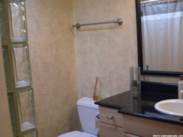 2506 E 6600 S #B, Cottonwood Heights, UT 84121 — photo 3