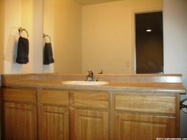 1417 W 2300 S, Woods Cross, UT 84087 — photo 10