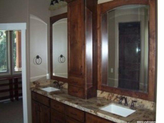 2723 E 1525 N, Layton, UT 84040 — photo 8