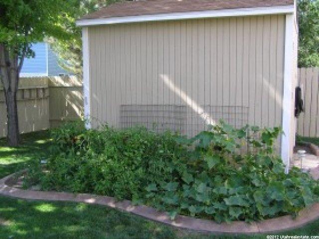 330 S 950 E, Layton, UT 84041 — photo 10
