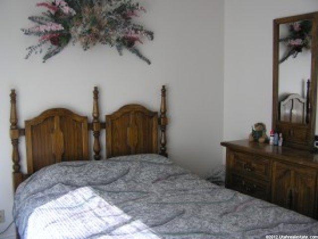 330 S 950 E, Layton, UT 84041 — photo 5
