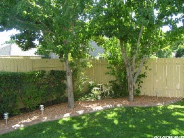 330 S 950 E, Layton, UT 84041 — photo 9