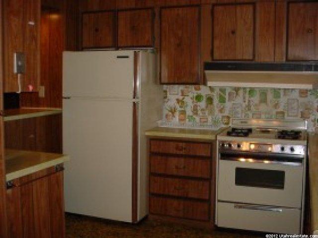 3800 S 1900 W #150, Roy, UT 84067 — photo 5