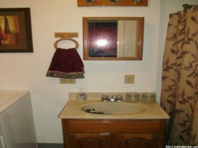 2807 W 5775 S, Roy, UT 84067 — photo 8