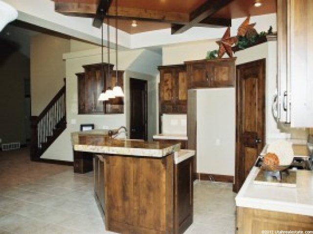 466 E 800 S, River Heights, UT 84321 — photo 4
