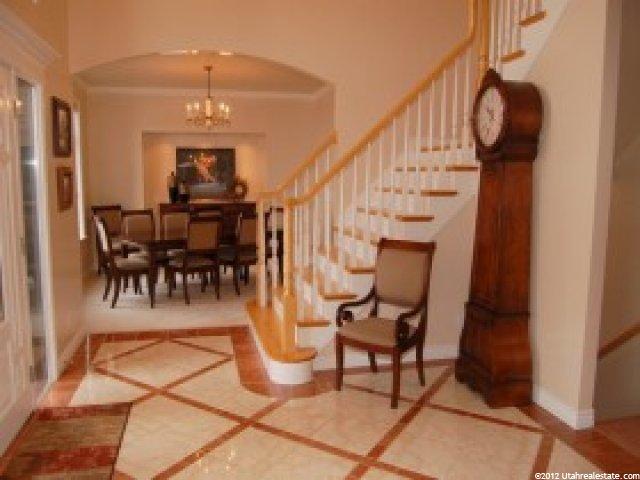 855 Signal Hl, Fruit Heights, UT 84037 — photo 2