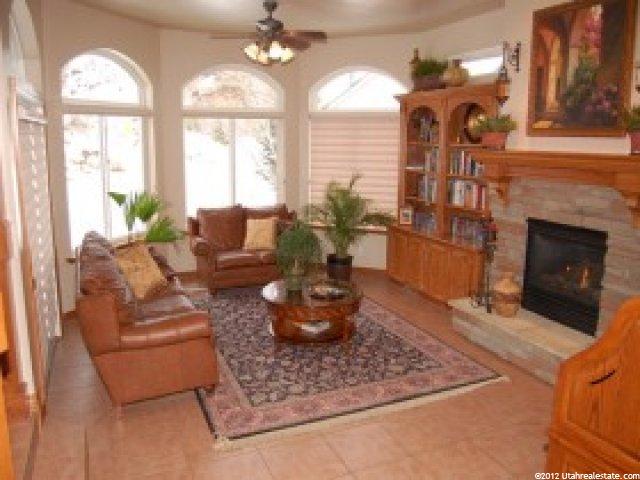 855 Signal Hl, Fruit Heights, UT 84037 — photo 3
