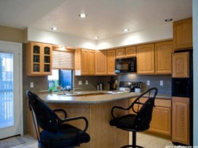 979 E 5675 S, South Ogden, UT 84405 — photo 2