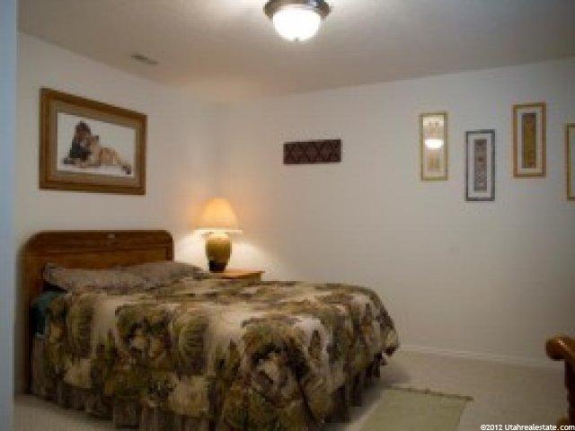 979 E 5675 S, South Ogden, UT 84405 — photo 9