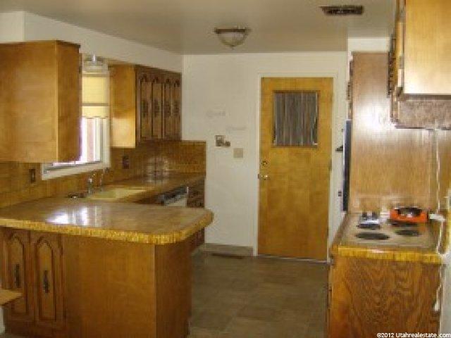 621 W 2300 N, Clinton, UT 84015 — photo 10
