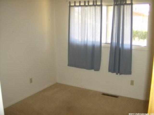621 W 2300 N, Clinton, UT 84015 — photo 8