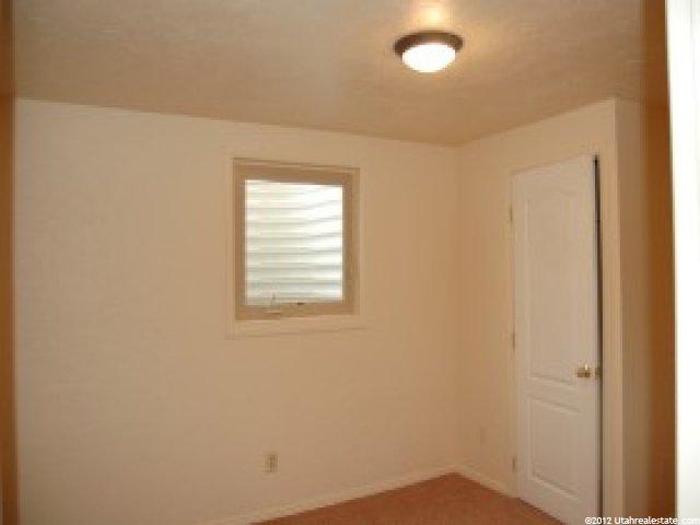1327 N Main St E, Farmington, UT 84025 — photo 9