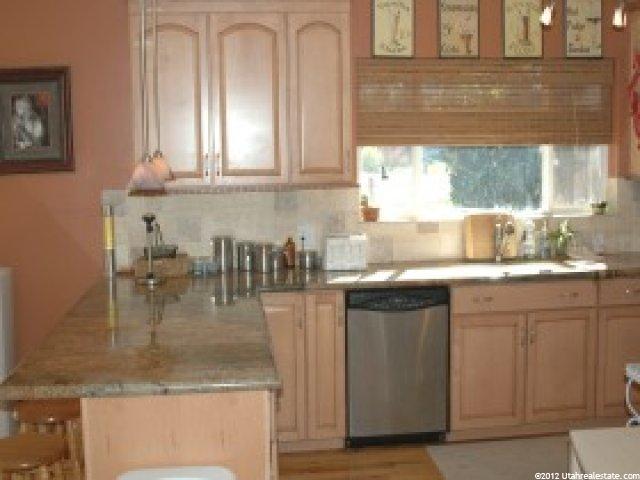 926 N 800 W, West Bountiful, UT 84087 — photo 3
