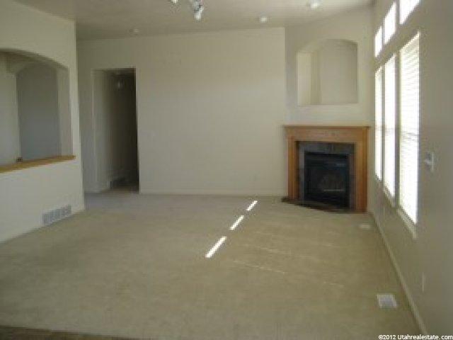 1158 N 1170 W, Clinton, UT 84015 — photo 2