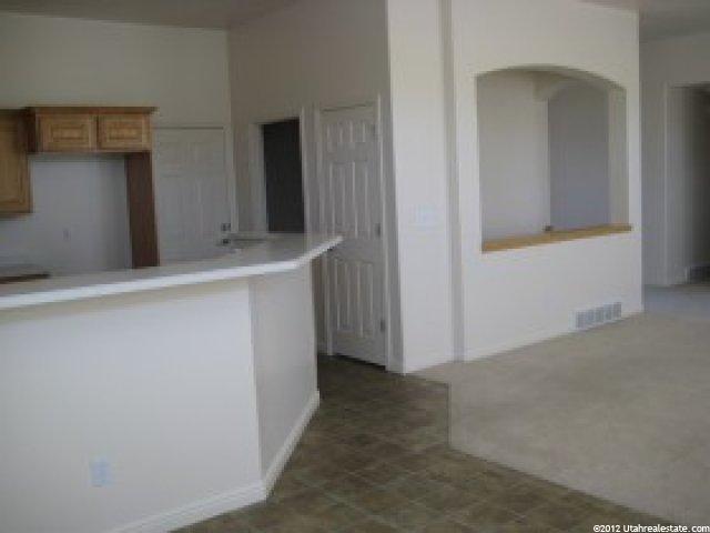 1158 N 1170 W, Clinton, UT 84015 — photo 8