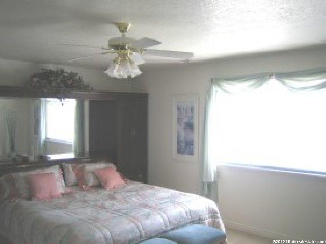 584 W 1875 N, Centerville, UT 84014 — photo 8
