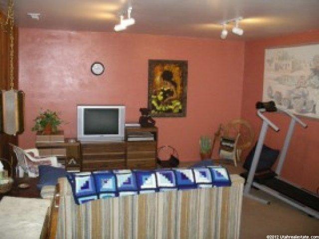 119 W 200 S, Enterprise, UT 84725 — photo 6