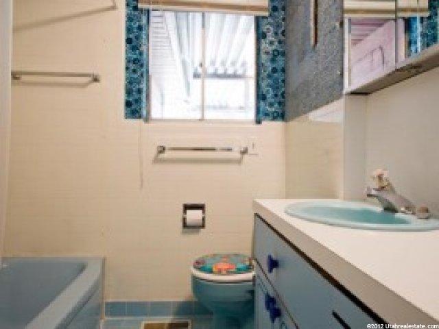 323 E Saunders St, Murray, UT 84107 — photo 7