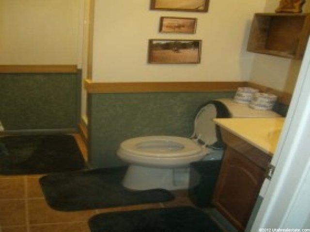 967 E Gordon Ave, Layton, UT 84040 — photo 10