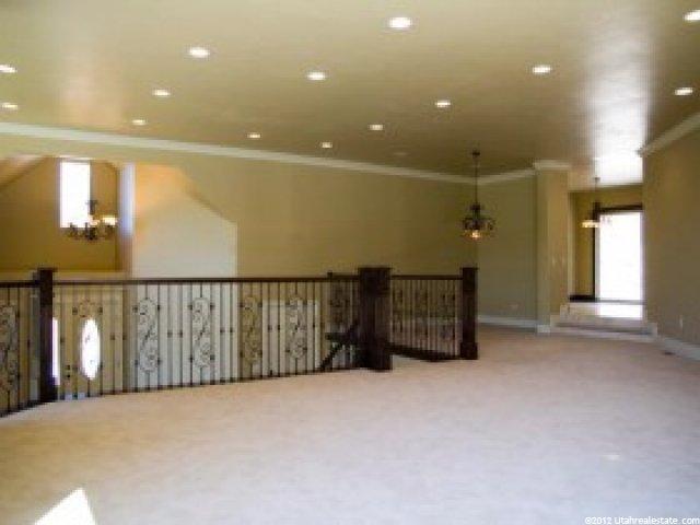 3883 Highland Ct, Bountiful, UT 84010 — photo 6