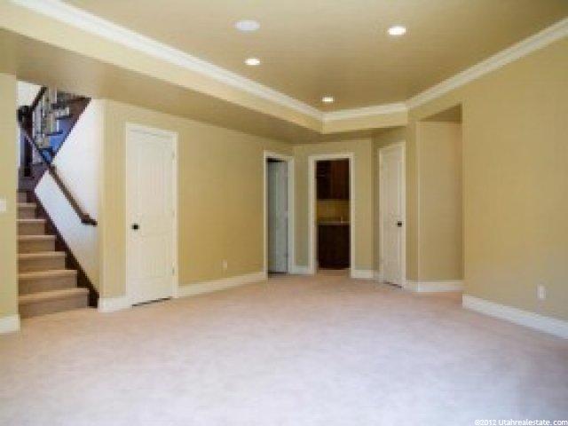 3883 Highland Ct, Bountiful, UT 84010 — photo 9