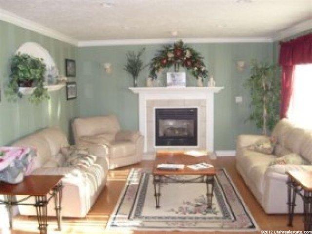 1668 N 2850 W, Clinton, UT 84015 — photo 2