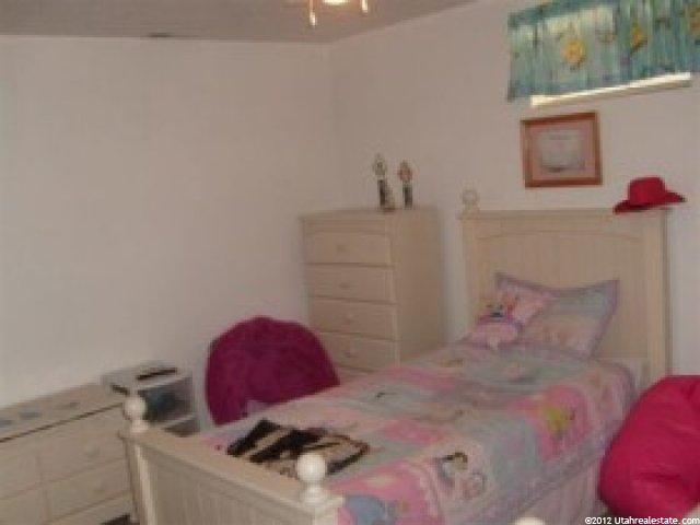 1668 N 2850 W, Clinton, UT 84015 — photo 7