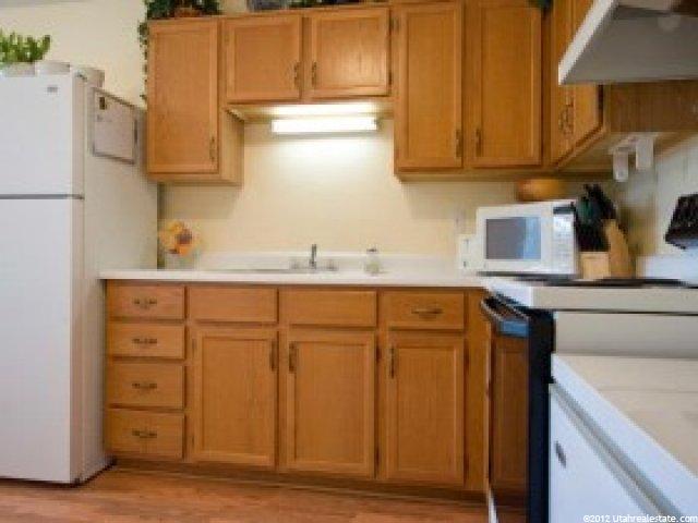 265 E 8880 S #17, Sandy, UT 84070 — photo 3