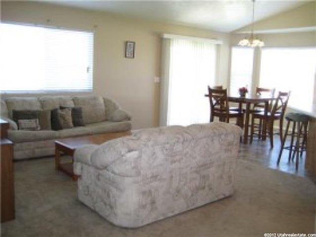 1313 N 2585 W, Clinton, UT 84015 — photo 6