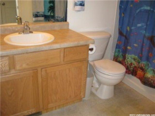 1313 N 2585 W, Clinton, UT 84015 — photo 8