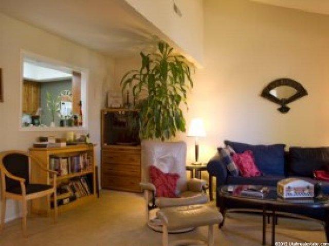 6902 S 825 E, Midvale, UT 84047 — photo 4