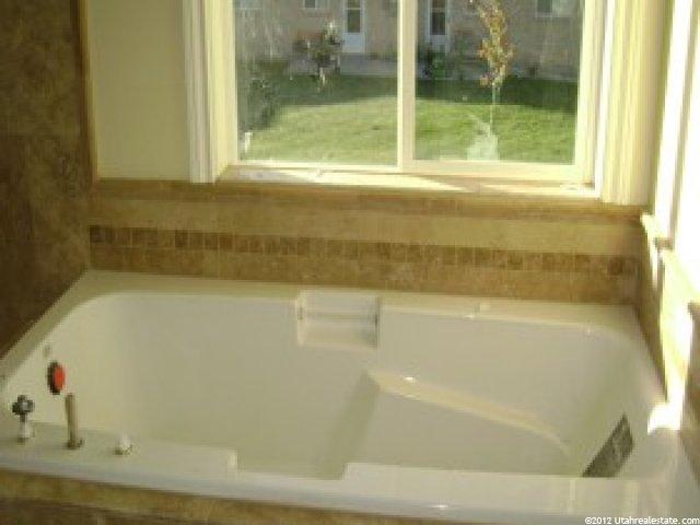 252 E Parrish Ln #C, Centerville, UT 84014 — photo 7