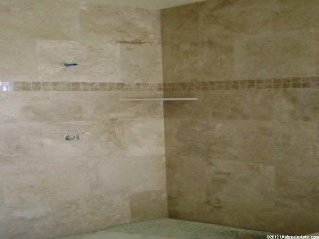 252 E Parrish Ln #C, Centerville, UT 84014 — photo 6