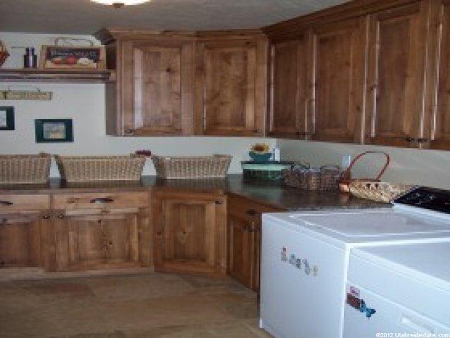 143 N 3425 W, Layton, UT 84041 — photo 9