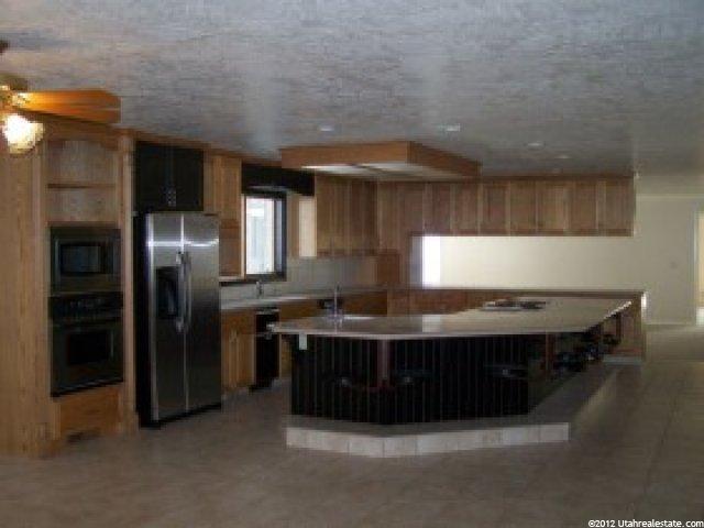 1396 Pheasant Ridge Cir, Bountiful, UT 84010 — photo 2