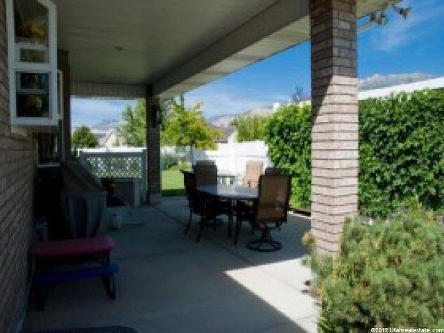5552 S 150 E, Washington Terrace, UT 84405 — photo 2