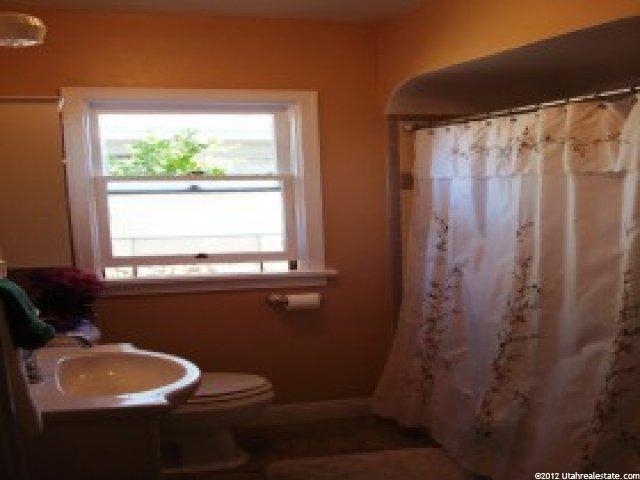 227 W 200 N, Logan, UT 84321 — photo 10