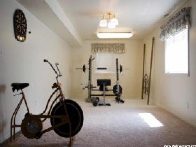 127 W 1350 N, Centerville, UT 84014 — photo 9