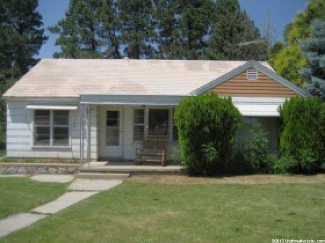 187 E 400 N, Centerville, UT 84014 — photo 2