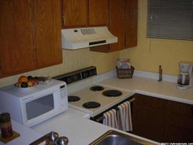 985 Springcrest Ct #10, Midvale, UT 84047 — photo 3