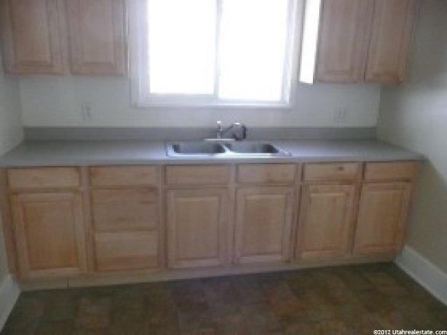 2820 S Jackson Ave, Ogden, UT 84403 — photo 2