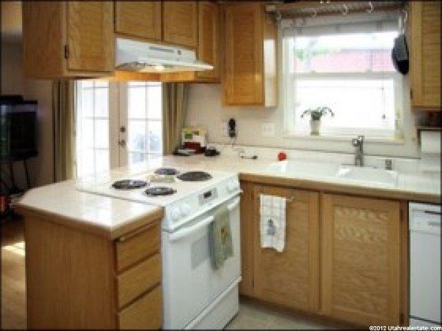 752 E Gables St, Midvale, UT 84047 — photo 6