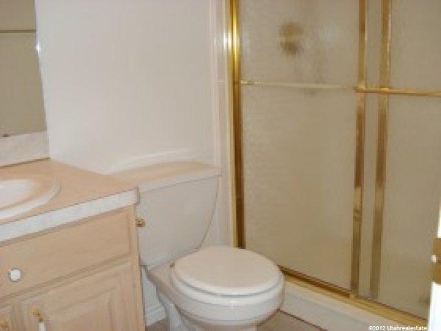 679 W 2175 N, Layton, UT 84041 — photo 4