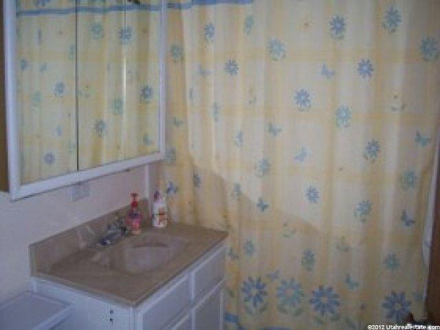 44 S 350 W, Bountiful, UT 84010 — photo 9